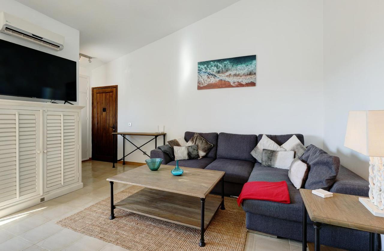 086 Relaxed 2 Bed, La Cala Golf Getaway With Sea Views Appartement