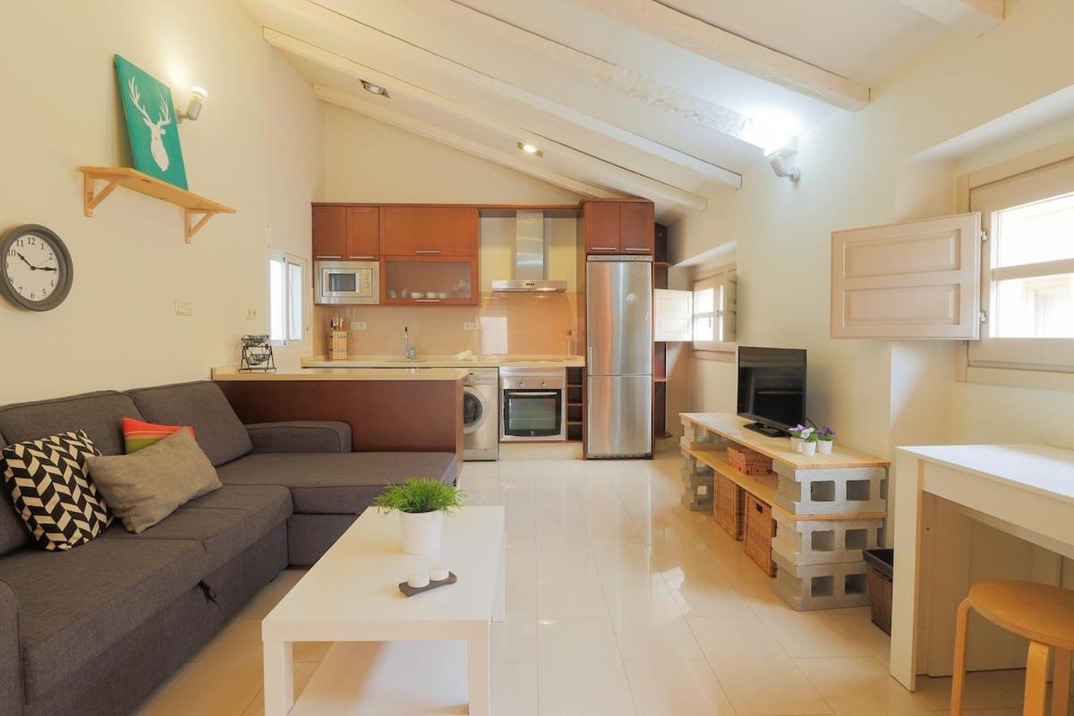 C28 - Mitjana Luminous Penthouse Málaga