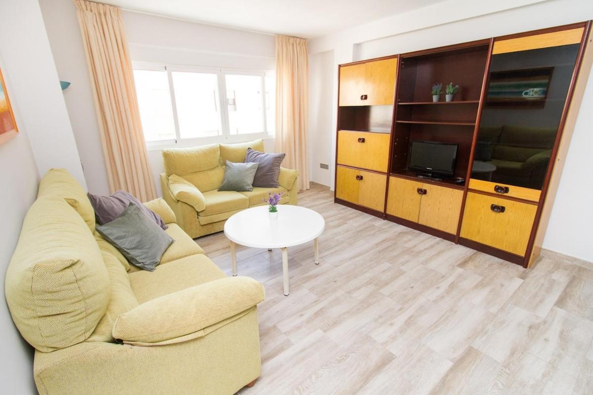 Apartment C70 - Classy 4 Bedrooms Malaga