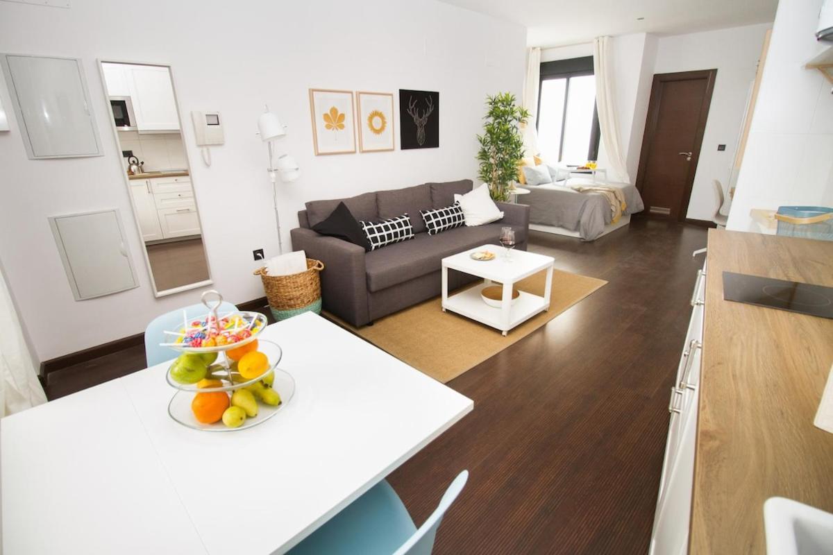 Leilighet C77 - Romantic Studio In The Center With Terrace