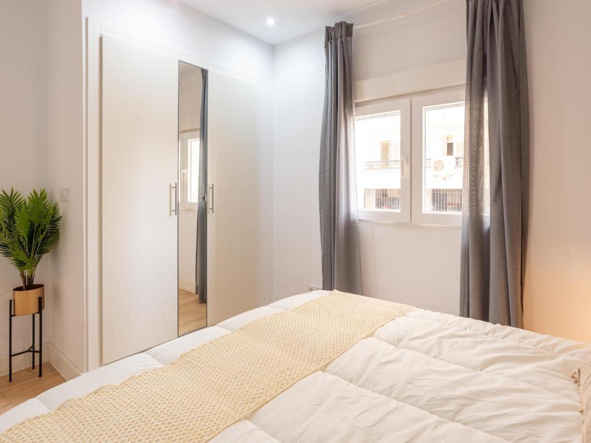 Gorgeous Renovated 2br Ac * Málaga