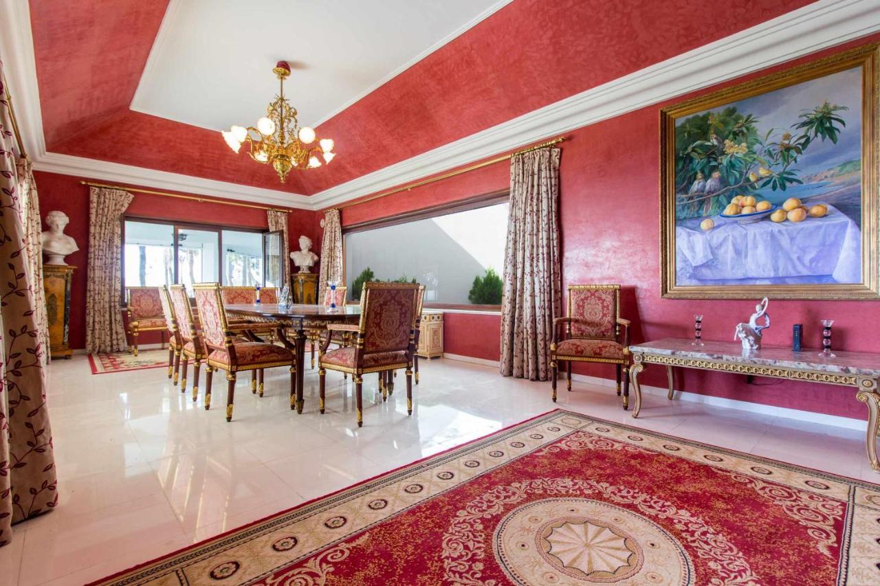 Castle House Luxury Beachfront Pousada *
