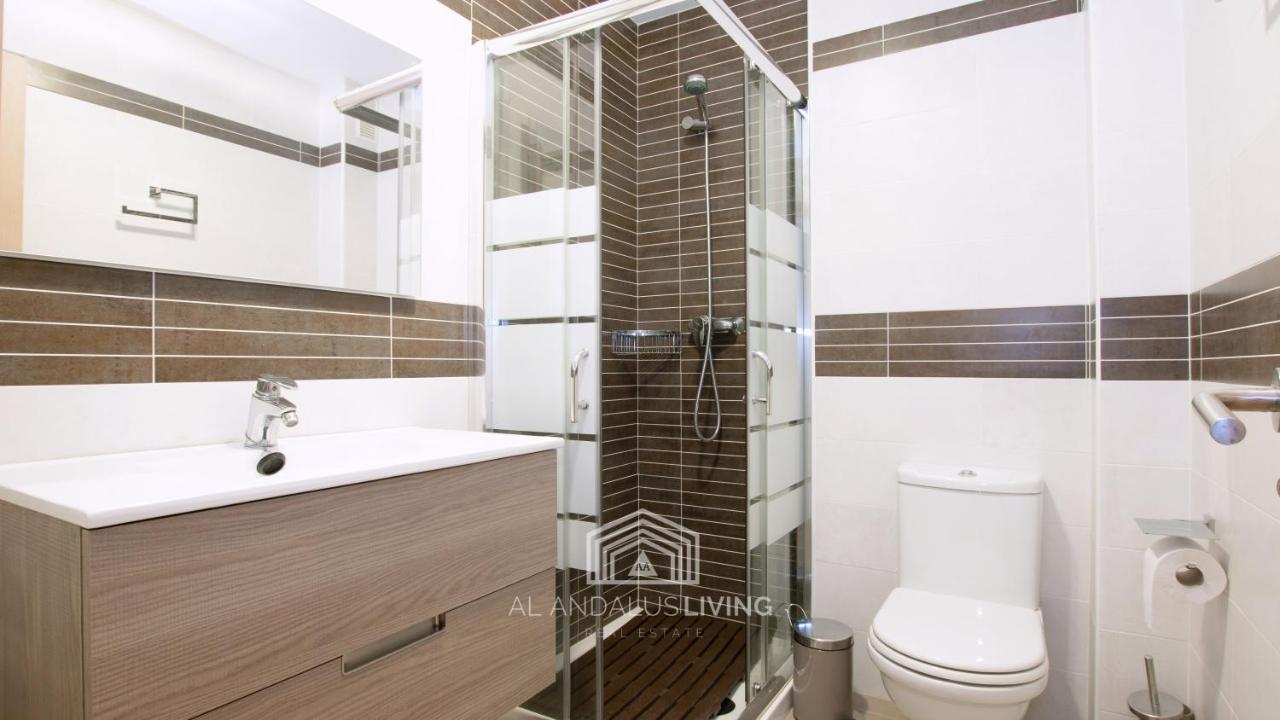 Frontline Golf In Riviera Del Sol With Interior And Exterior Pools And Tennis Court! *