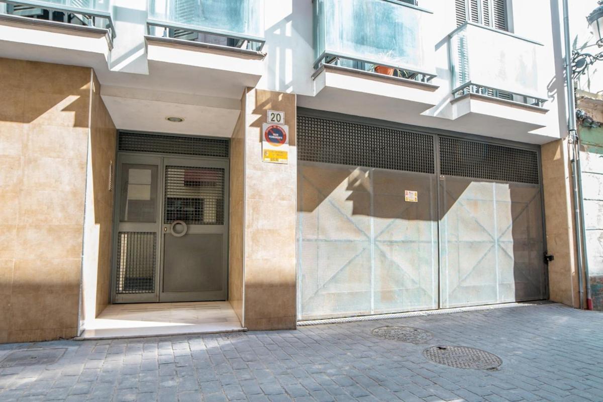 Appartement Homey 2 Bedroom In Town *