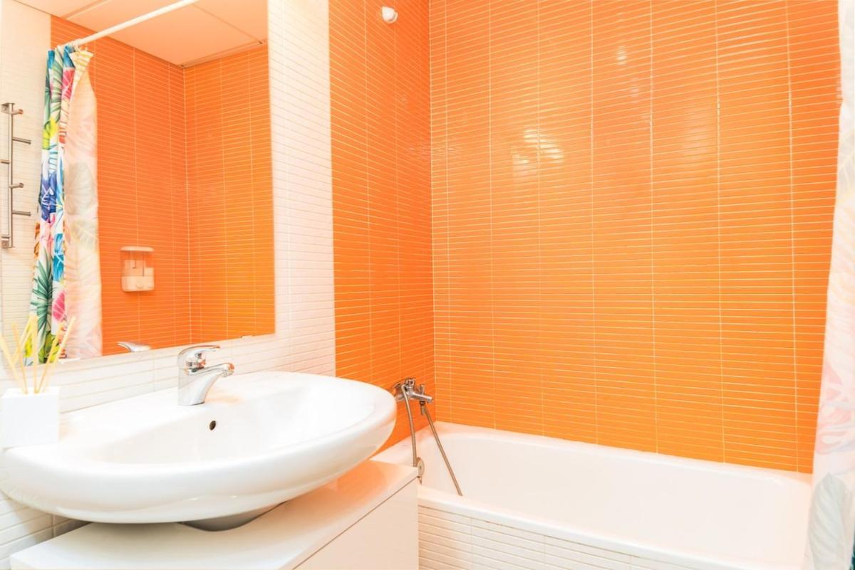 Appartement Homey 2 Bedroom In Town *