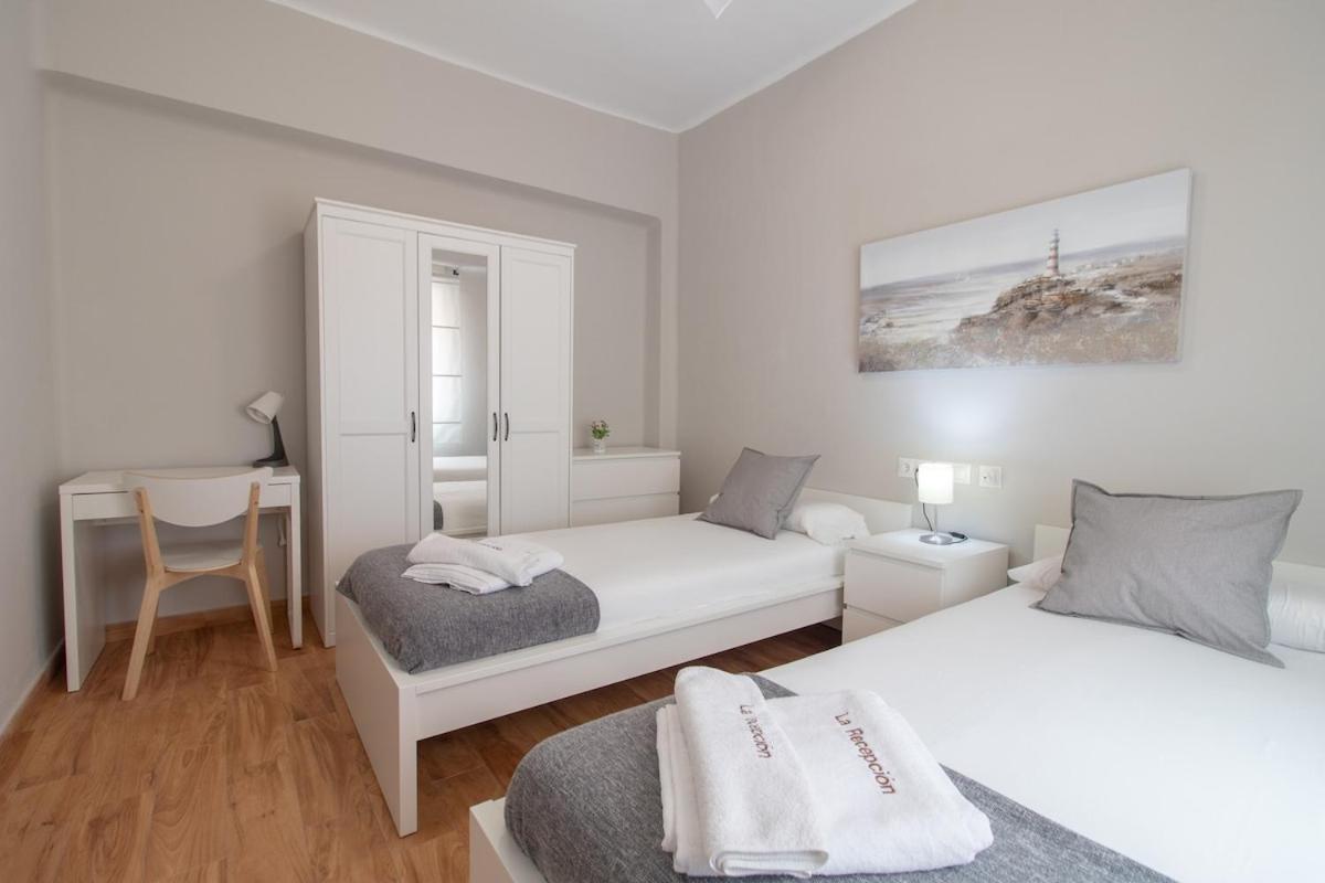 C102 - Huge And Stylish 5 Bedroom By The Center Apartamento *