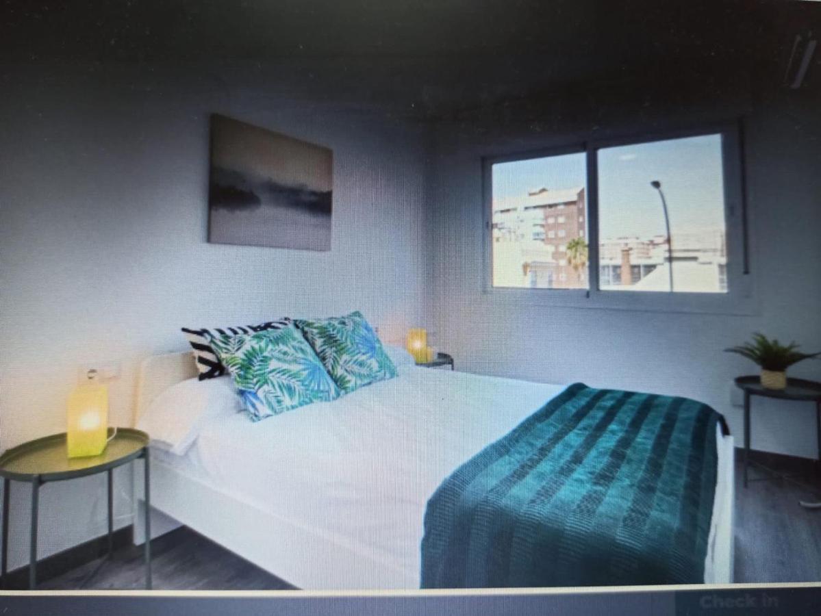 Leilighet Holidays2malaga Heroe De Sostoa 200m From The Beach