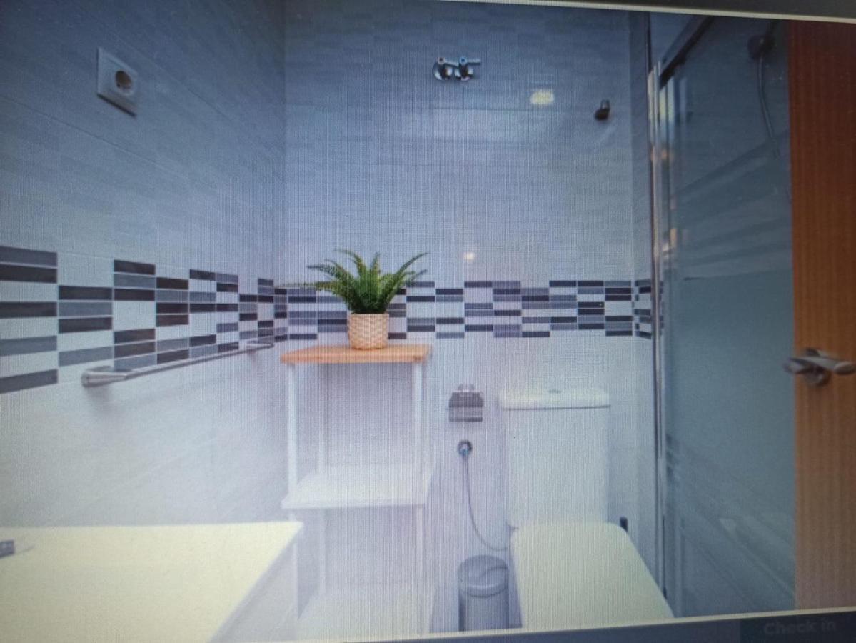 Holidays2malaga Heroe De Sostoa 200m From The Beach * Málaga