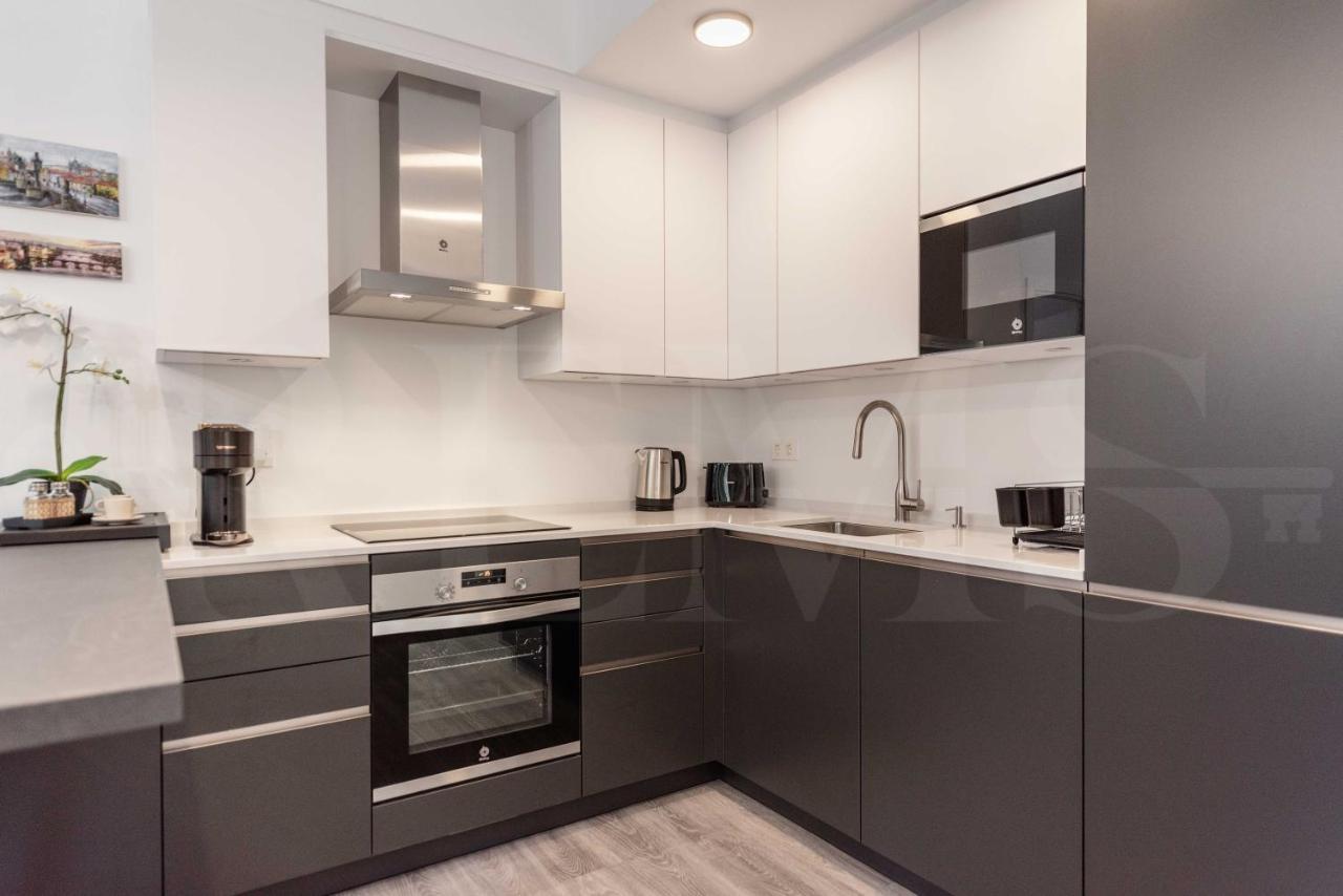 Modern Duplex With A Garden View - Center By Rems Apartamento *