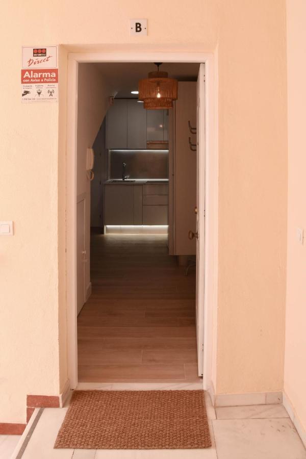 Holidays2malaga Trinidad Renovated 1 Bedroom Penthouse Close To Center * Málaga