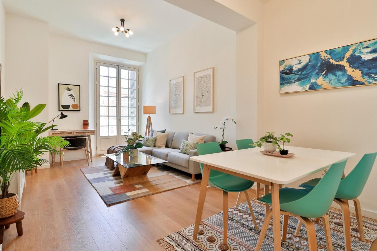 Appartement C74 - Marvelous 3 Bedroom In Historical Málaga