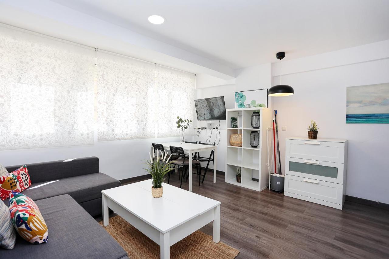 Holidays2malaga Goya - Zona Huelin & 500 Mts De La Playa Apartment