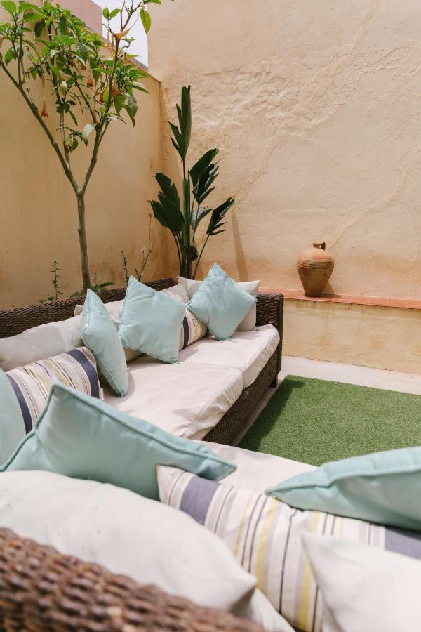 Ambb-private Patio-steps Away From Old Town Appartamento