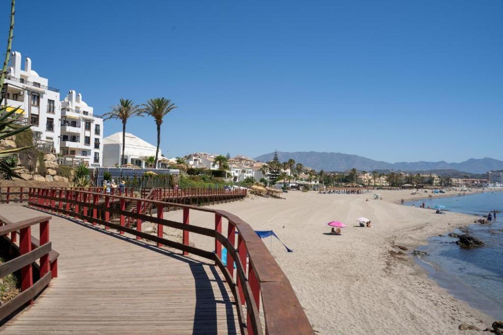 Precioso Estudio En Zona Residencial Miraflores * Málaga