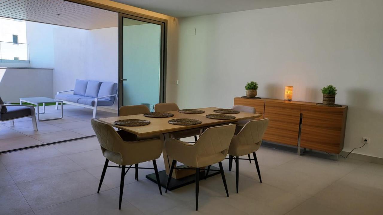 High End Large Ground Floor With Luxury Private Pool And Sea Views