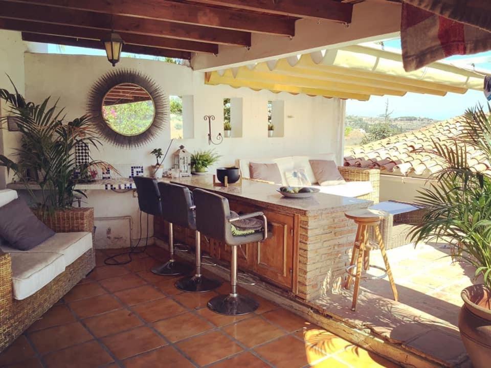 Stunning 3 Bed Finca With Attached 2 Bed Casita With Sea And Mountain Views * Malaga