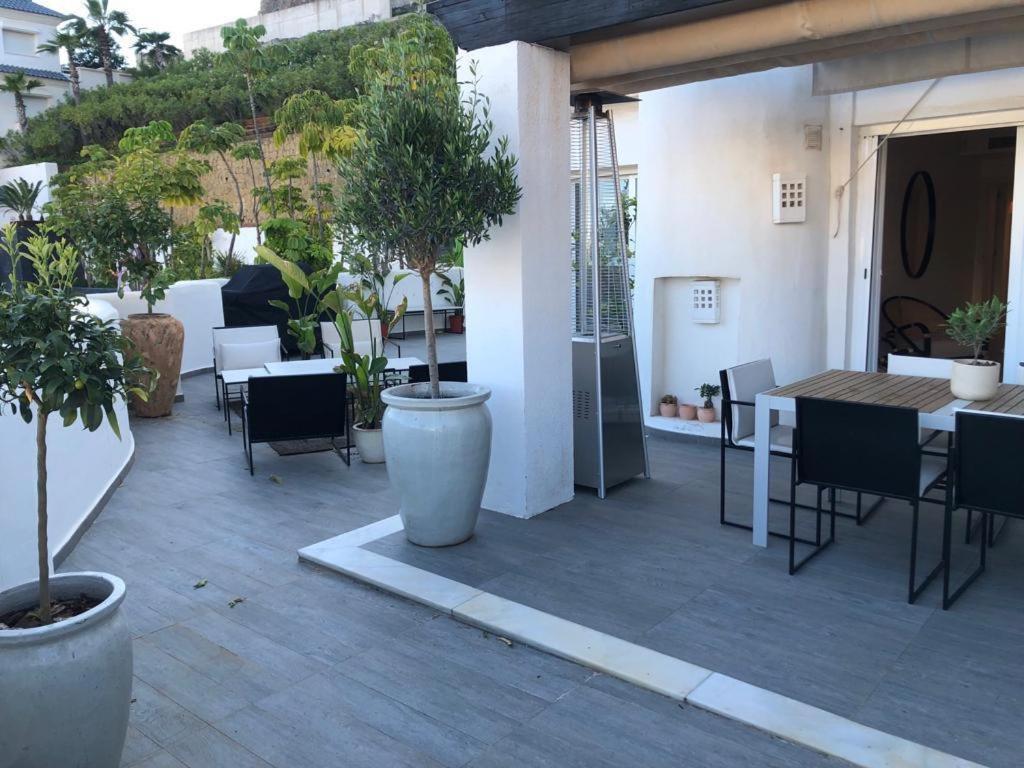 La Quinta Hills 2 Bedroom In Marbella Málaga