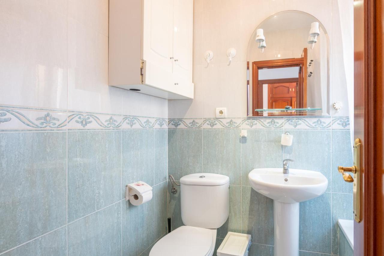 Renthas Pedregalejo Apartamento