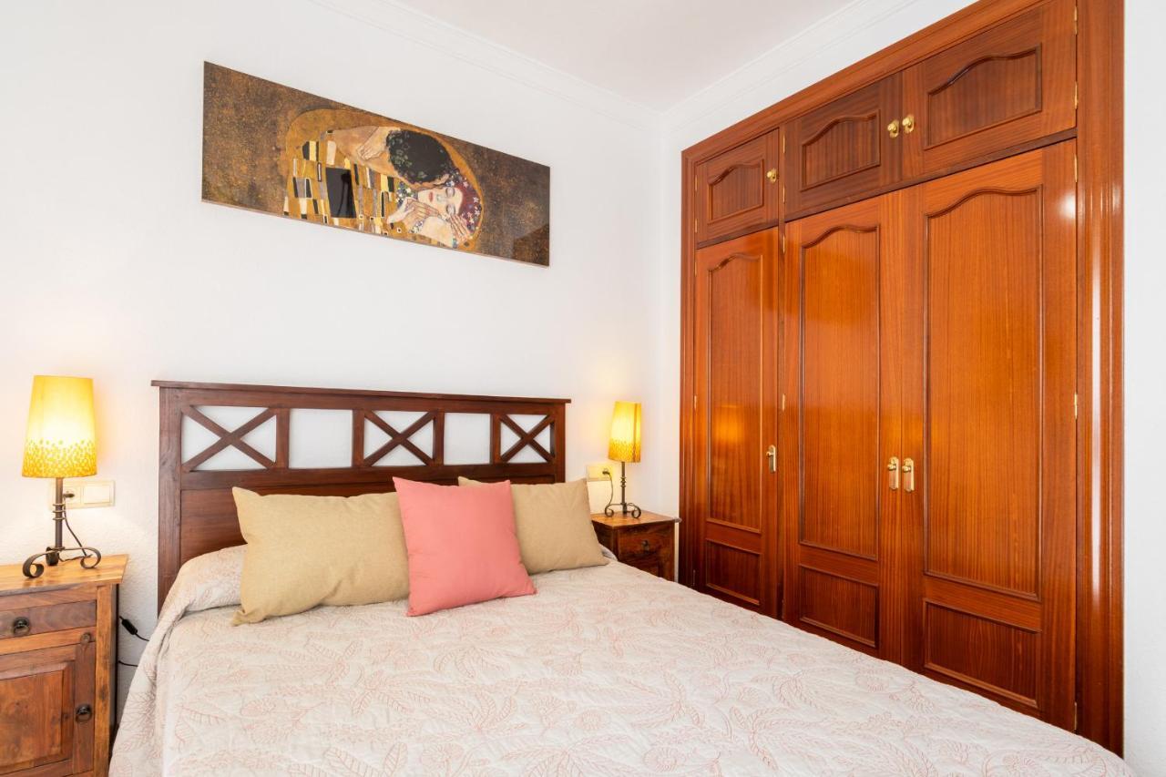 Amplio Universidad By Renthas Appartement *