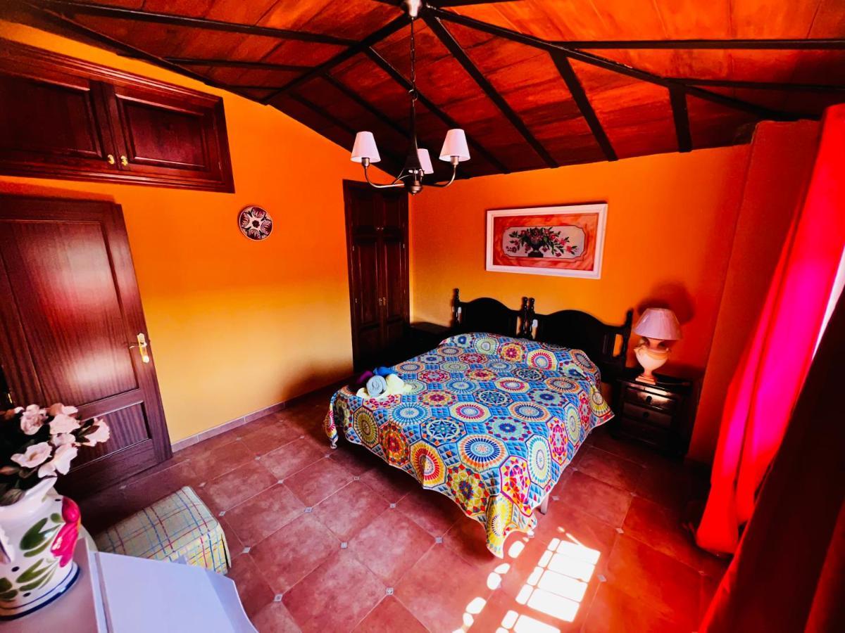 Feriehus Chalet Giralda Con Piscina Privada