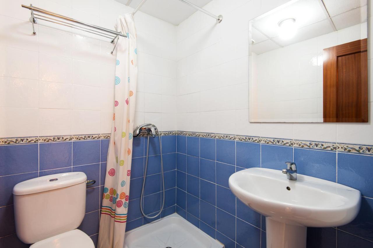 Center 2bed 2b Aircon Wif And Parking Free Appartement