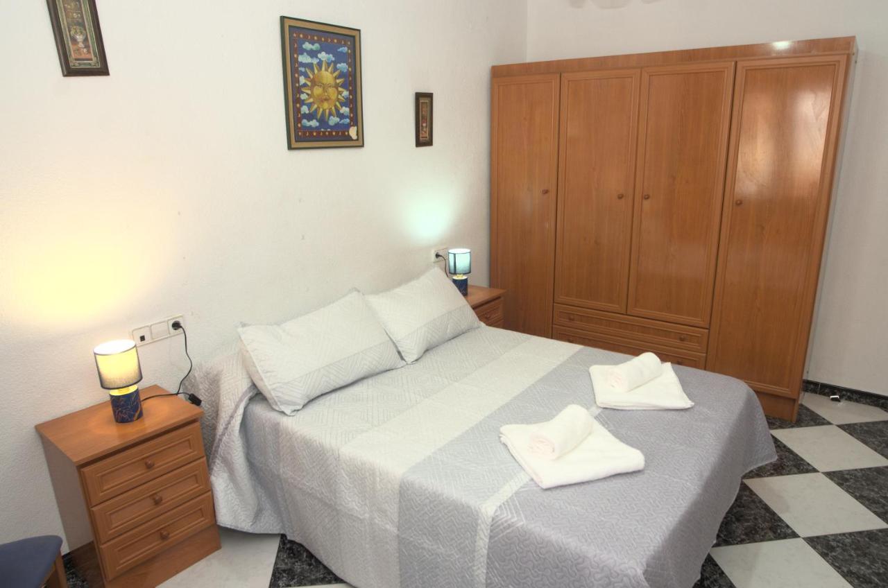 Habitación En El Corazón Del Centro De Habitación en casa particular Málaga