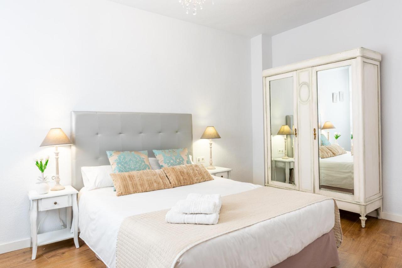 Apartamento Historical Center Parking And Smart Tv Málaga