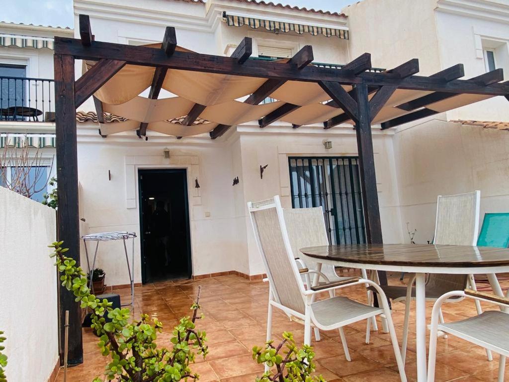 Benaplaya - Fantastica Casa Con Terraza & Piscina, Playa A 200 Metros * Málaga