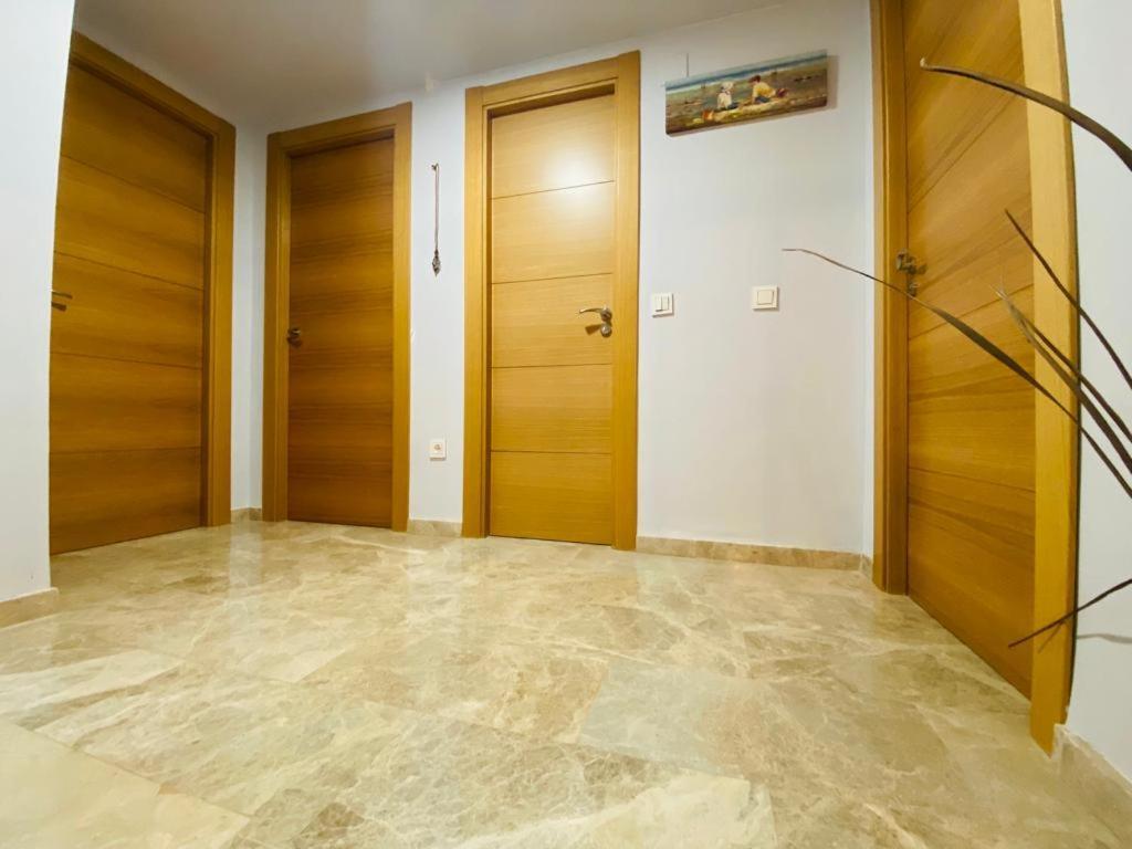 Benaplaya - Fantastica Casa Con Terraza & Piscina, Playa A 200 Metros Málaga