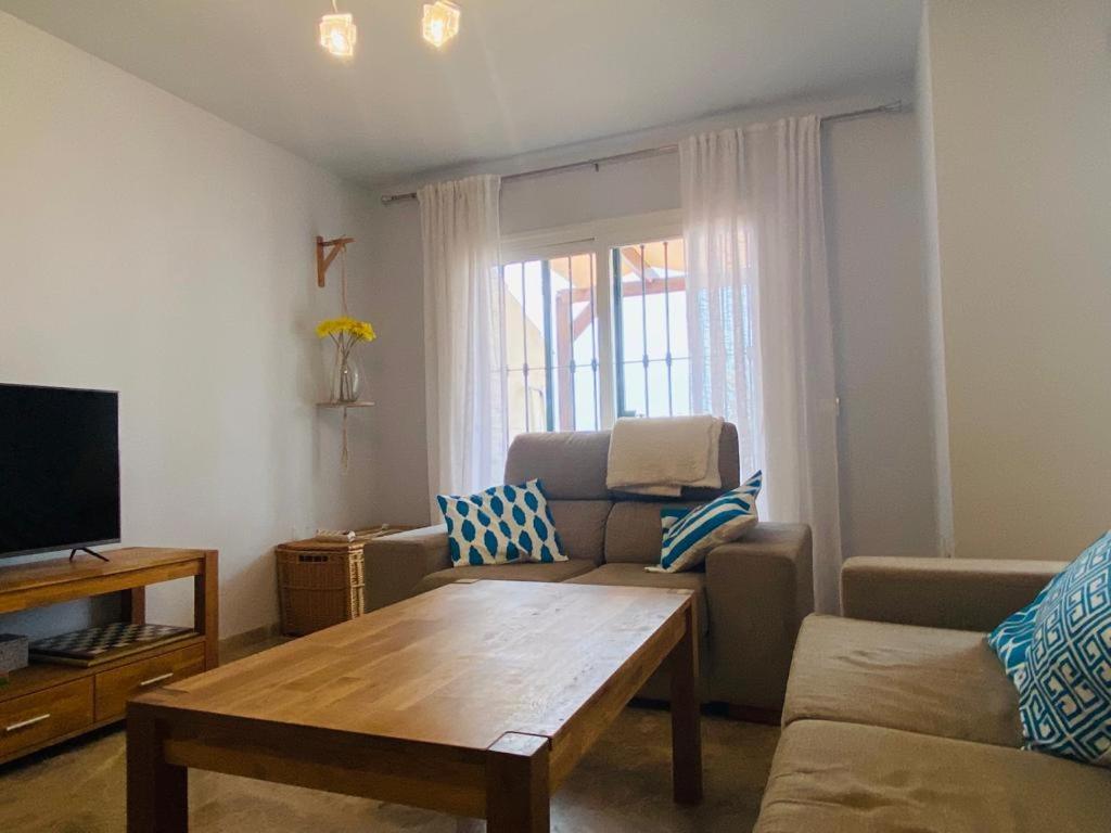 Benaplaya - Fantastica Casa Con Terraza & Piscina, Playa A 200 Metros Appartamento