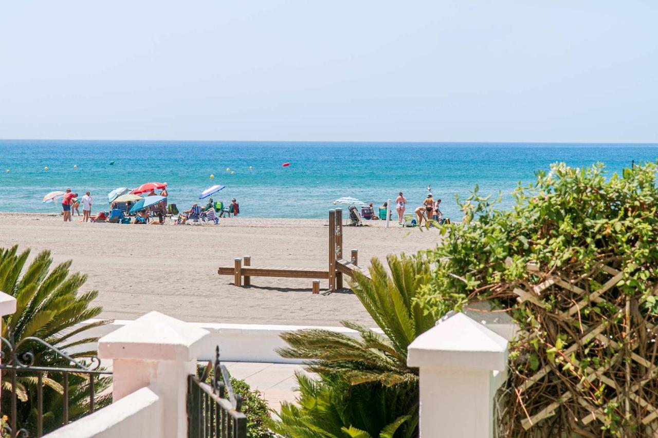 Leilighet Apartamento Buganvillas Primera Linea De Playa