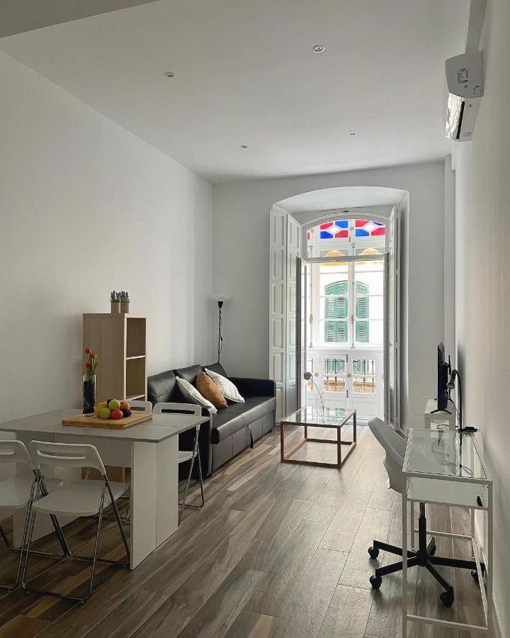 Apartment Cool Center