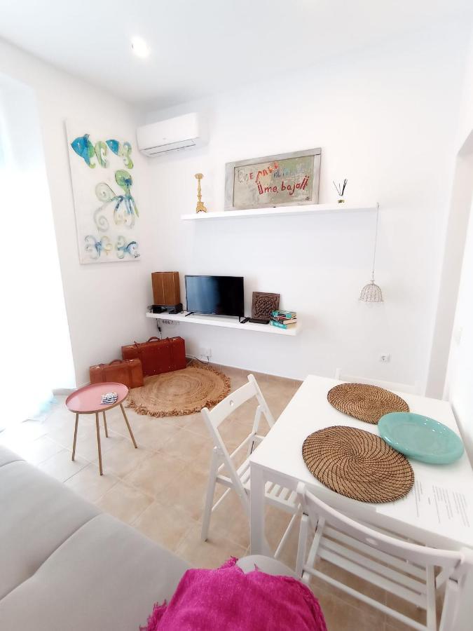 Aza Apartment