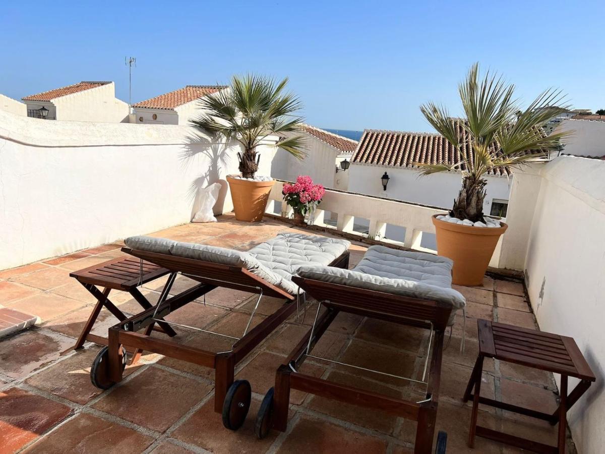 Apartment Tropicana, Nerja - 2 Bedroom Private With Sea Views Malaga