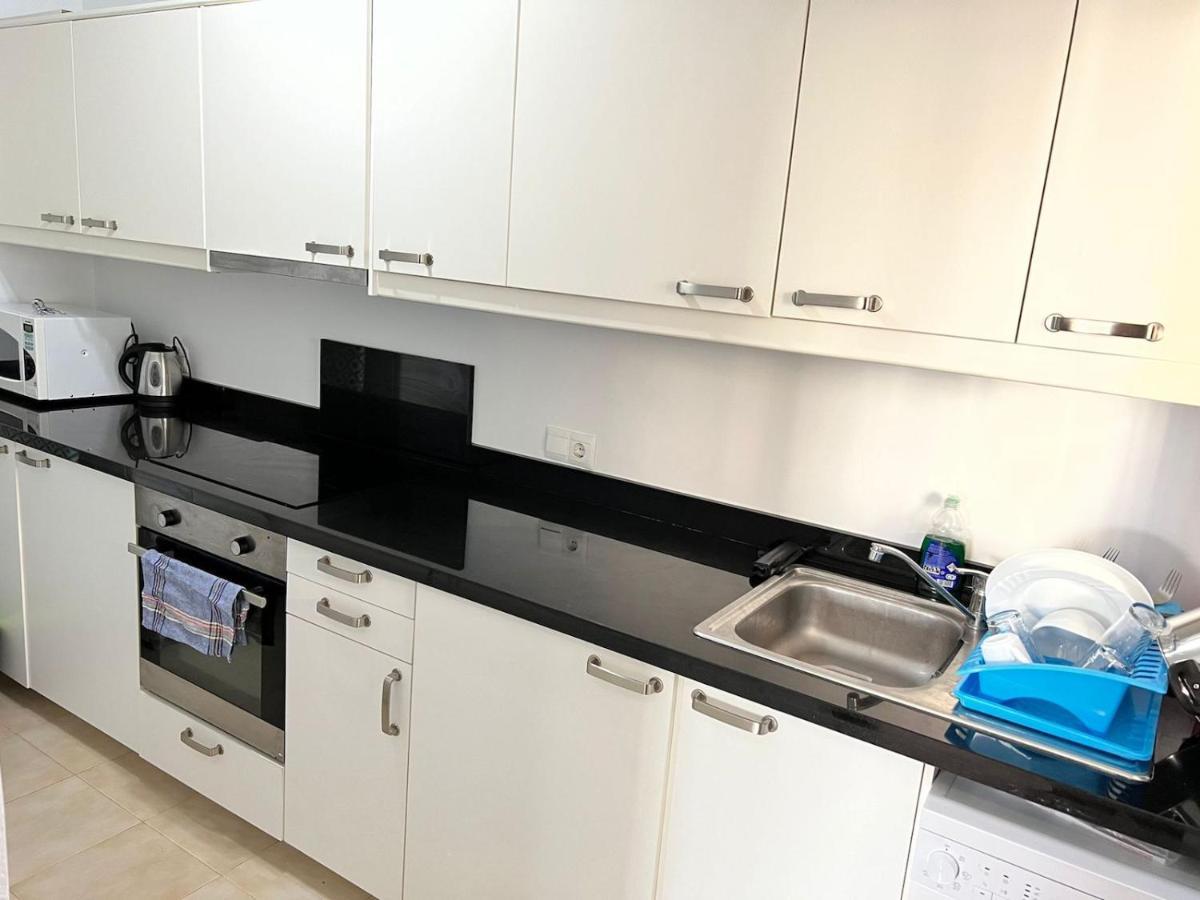 Tropicana, Nerja - 2 Bedroom Private With Sea Views Leilighet *
