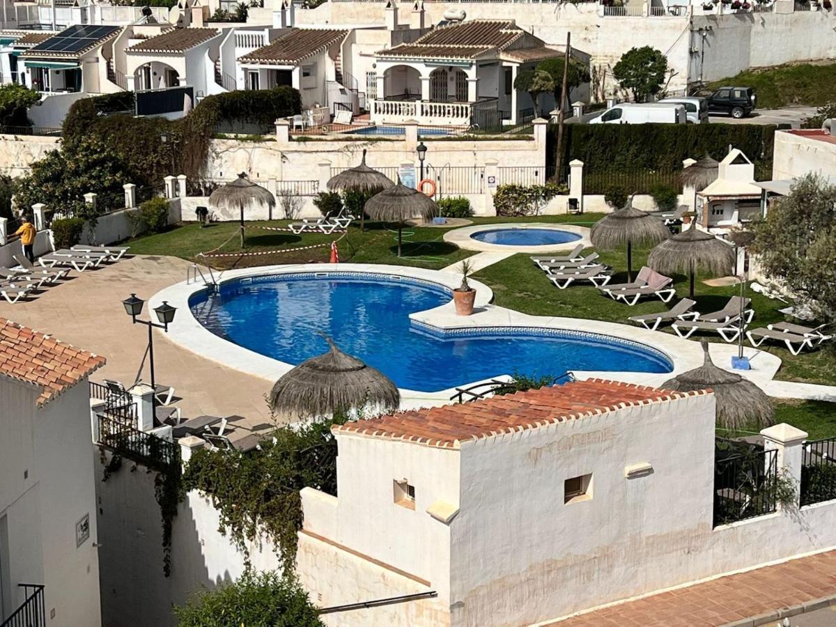 Tropicana, Nerja - 2 Bedroom Private With Sea Views *