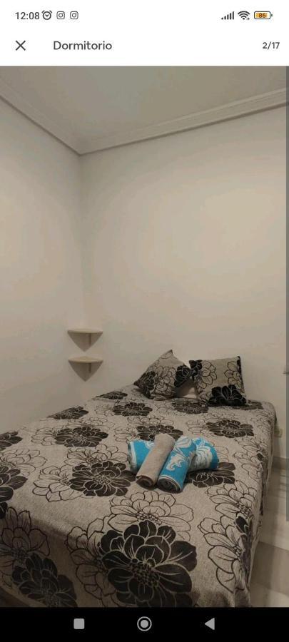Alloggio in famiglia Habitación Privada, Apartamento Centro Cerca De La Playa *