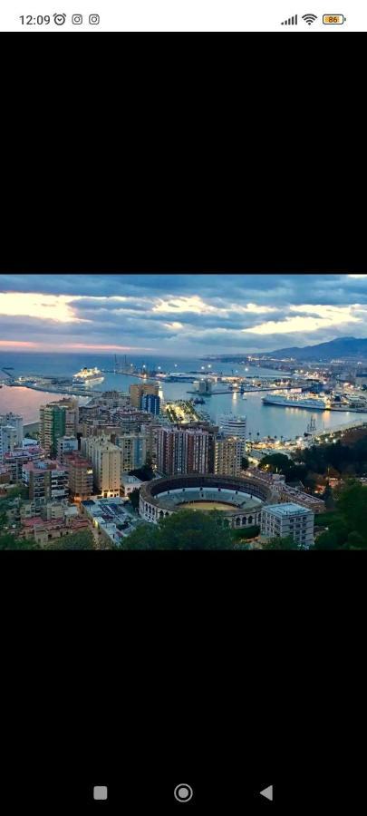 Alloggio in famiglia Habitación Privada, Apartamento Centro Cerca De La Playa Málaga