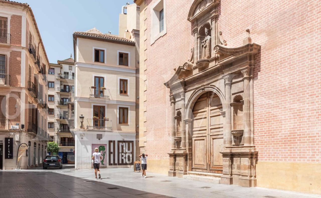 And Spacious With Parking On-site Appartamento