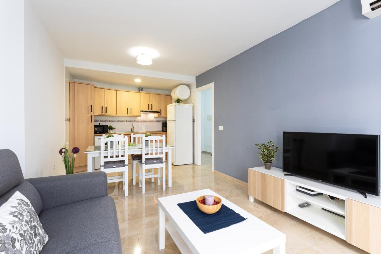 Apartamento Holidays2malaga Capuchinos French Balconies, Private Parking, Wifi & Air Con *