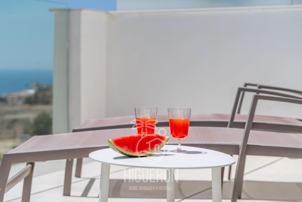 Higueronrentals The Bay Apartamento