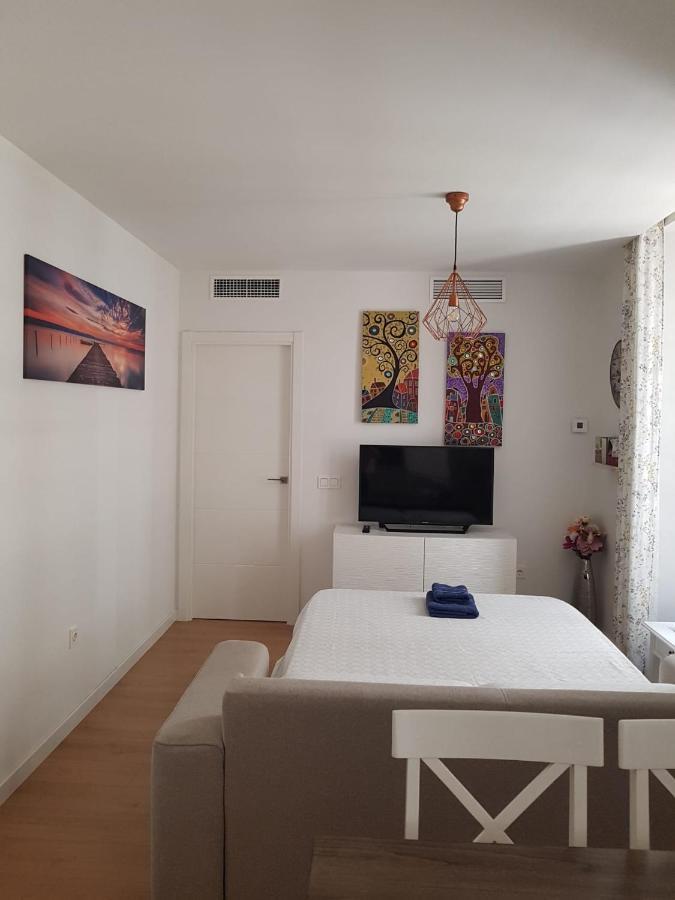 Apartment Plaza Del Teatro Parking Free Málaga