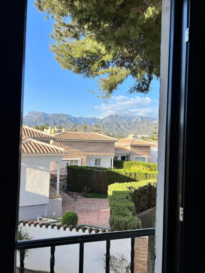 Tropicana, Nerja - 2 Bedroom Private With Sea Views * Malaga