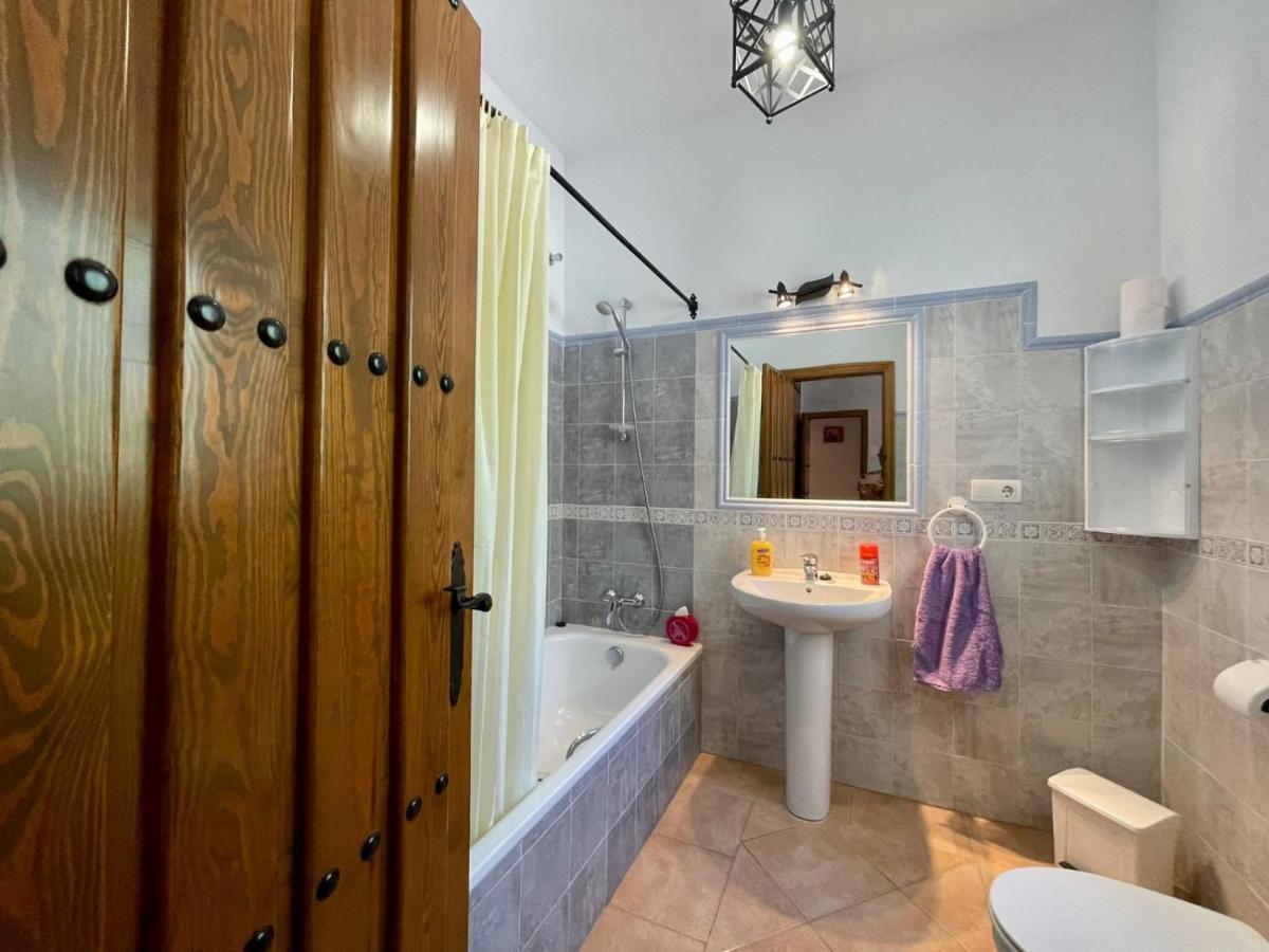 El Almendro Holiday home