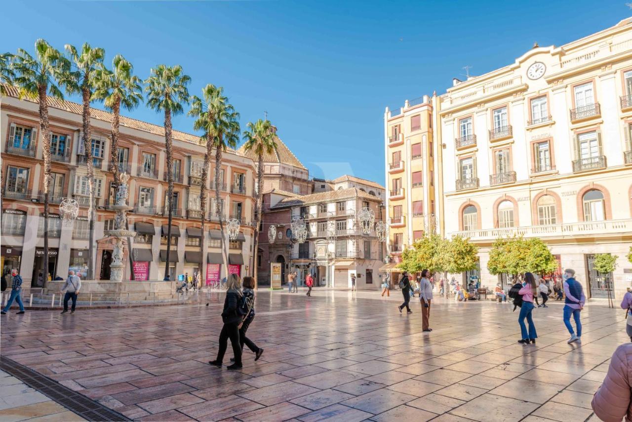 And Spacious With Parking On-site Appartamento Málaga