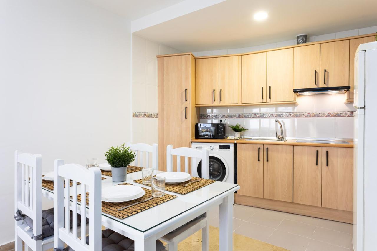 Holidays2malaga Capuchinos French Balconies, Private Parking, Wifi & Air Con Apartamento