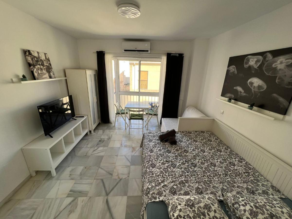 Genuar Center 3 * Málaga