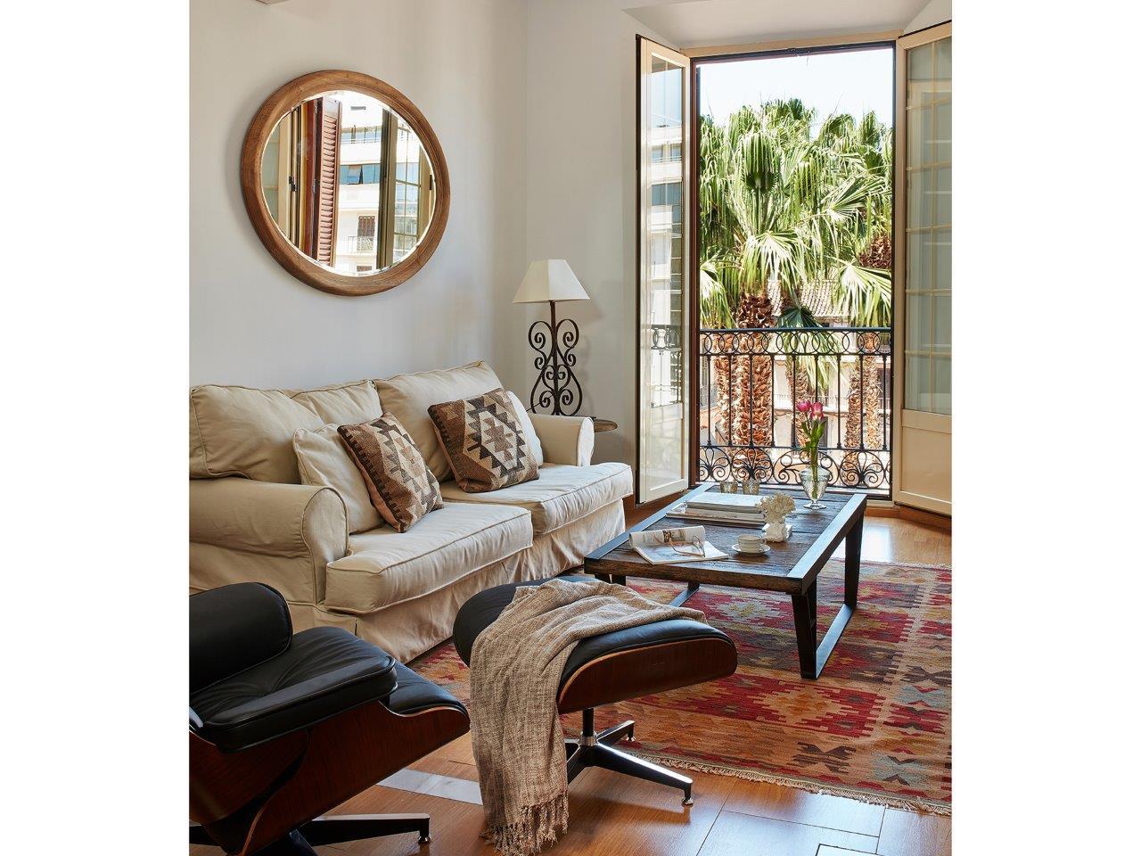 Apartamento Lodgingmalaga Plaza De La Constitucion *