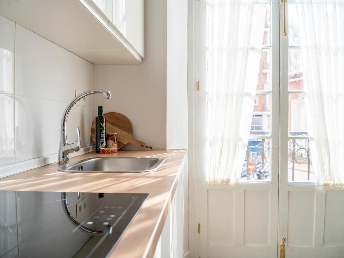 Sanders Lavender - Delightful Two-bedroom Downtown Leilighet *