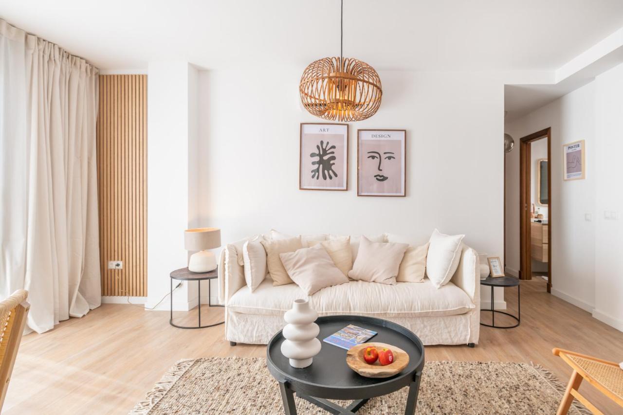 Malasana 13, Nuevo 2 Dormitorios, Centro Historico, Todos Servicios, Barrio Tranquilo, Ms * Málaga